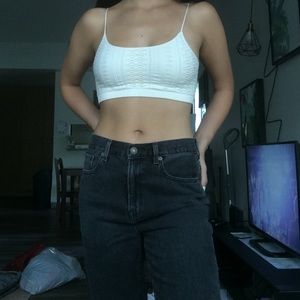 Black AEO boyfriend jeans